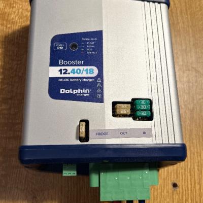 Booster 12V 40A + 18A - thumb