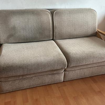 Couch ausziehbar zu verschenken - thumb