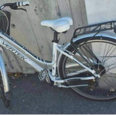 Sehr guterhaltenes City bike - thumb