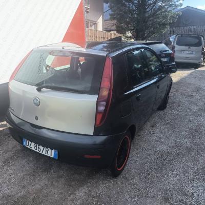 Fiat punto - thumb