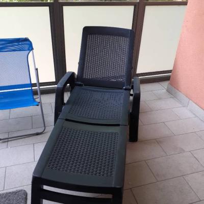 Schönen Liegestuhl - thumb