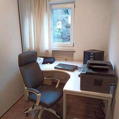 Schreibtisch - thumb