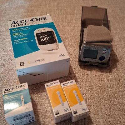 Blutdruck und Blutzuckermessgerät - thumb