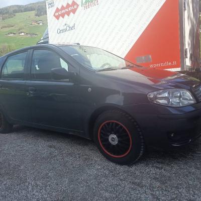 Günstig Fiat punto - thumb