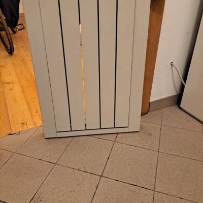 Sehr gut erhaltene Olymp-Alu-Flachheizkörper - thumb