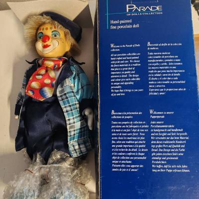 Clown Porzellanfigur (Kopf, Hände, Füße) handbemalt - thumb