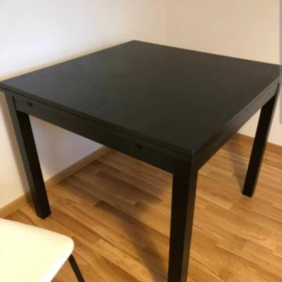 Tisch dunkelbraun 4 Personen, ausziehbar - thumb