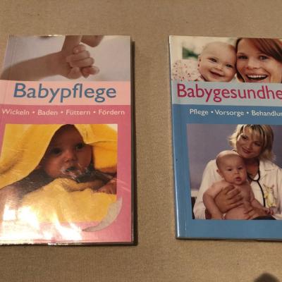 Baby-Wissens-Bücher für die ersten Lebensmonate WIE NEU! - thumb