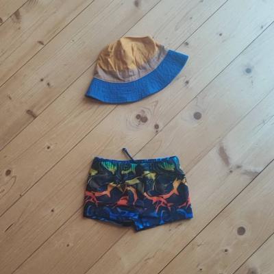Badehose und Hut Gr. 110/116 - thumb