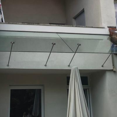 Glasdach mit Halterung aus Inox - thumb
