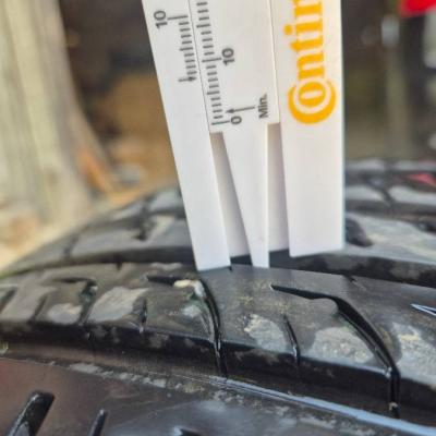 Sommerreifen 195/50R15 82V - thumb