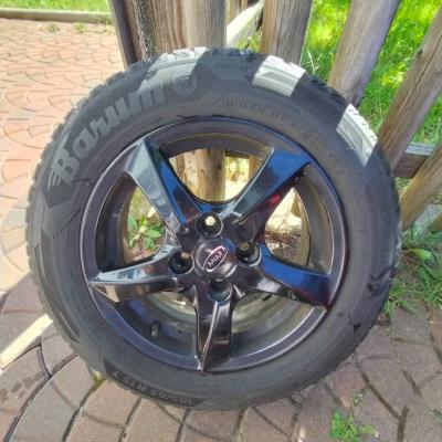 Verkaufe 4x 15 Zoll Felgen mit Winterbereifung für Fiat Grande Punto - thumb