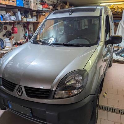 Renault Kangoo 1.2 16V 4x4 – fahrbereit – 500 € - thumb