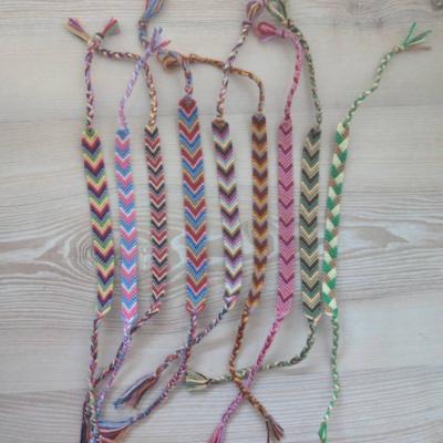 geknüpfte Armbänder - thumb