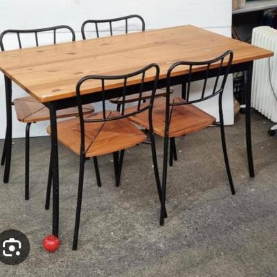 Ikea Tische zu verkaufen - thumb