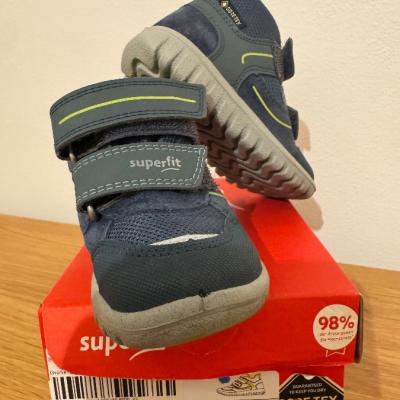 Neue Schuhe Superfit Gr. 22 - thumb
