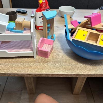 Puppenhaus aus Holz - thumb