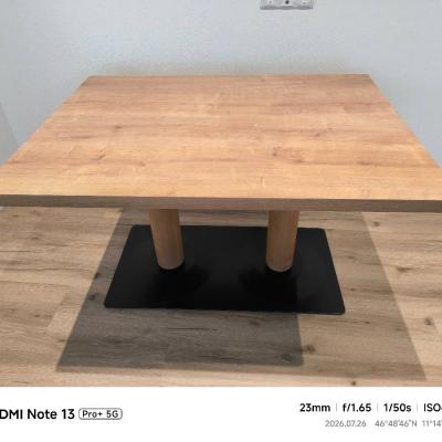 Tisch 120 x 85 mit schwarzen Metalfuß - thumb