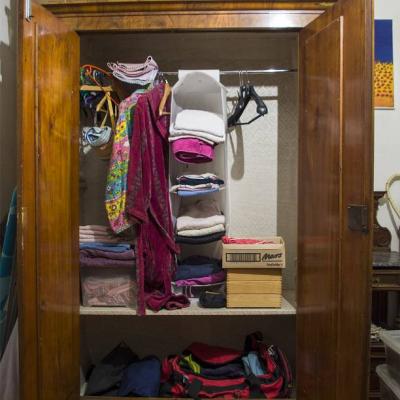 Vintage/Antiker Kleiderschrank - thumb
