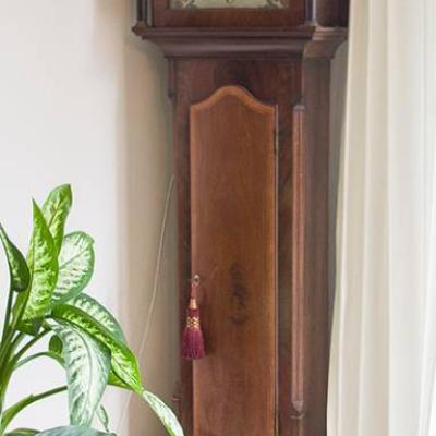 Antike englische Standuhr aus Mahagoni (1820) - thumb