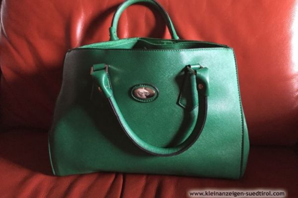 Tolle Sommertasche in knalligem Grün- 15€