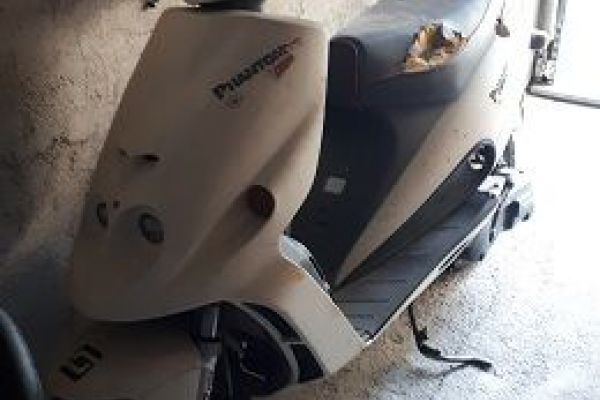 Scooter 50cc weiß