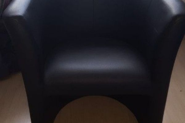 2 neuwertige Sessel zu verkaufen