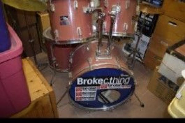 Verkaufe gebrauchtes Schlagzeug  Preis VB