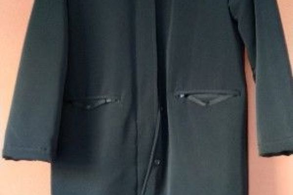 schwarze Jacke, Gr. 42,   10 Euro