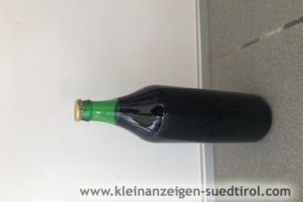 Eigenbau-Wein Weißburgunder (+Vernatsch)