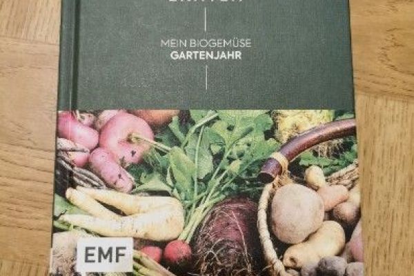Verkaufe Gartenbuch