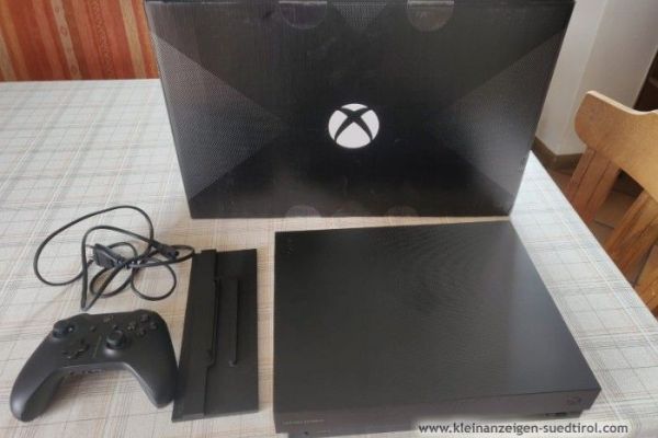 Verkaufe Xbox One X (Scorpio Edition)