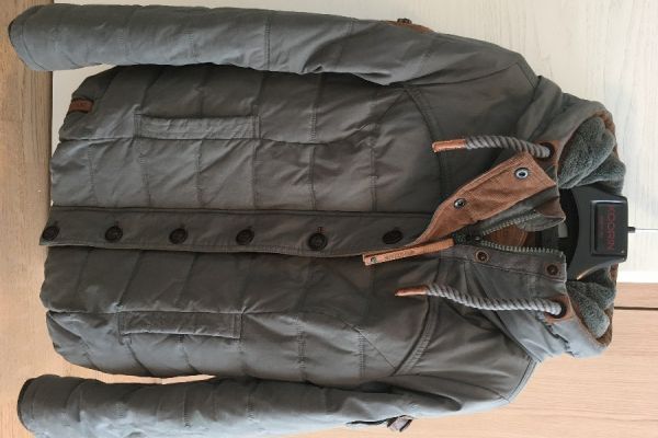 Naketano Jacke mit Kapuze Gr. M