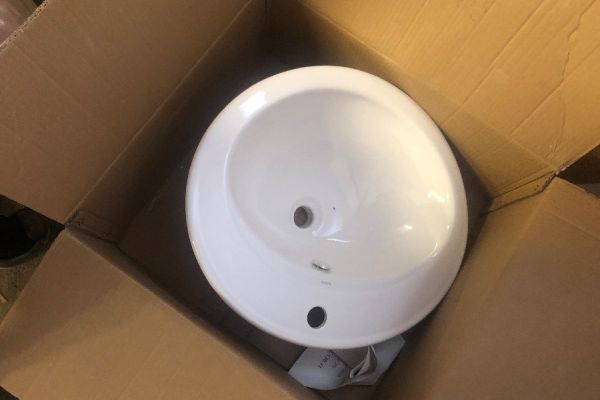 Waschbecken/Lavabo