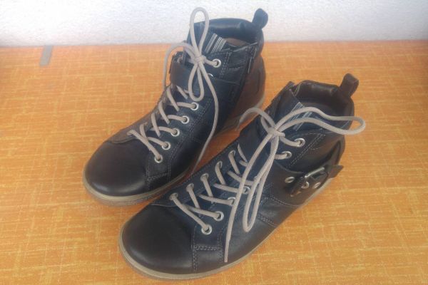 ECCO Sneaker Damenschuh Gr. 37 Top!