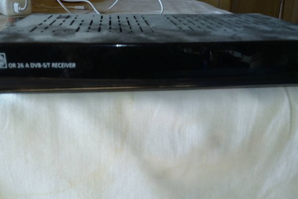 Verkaufe tv und kastl