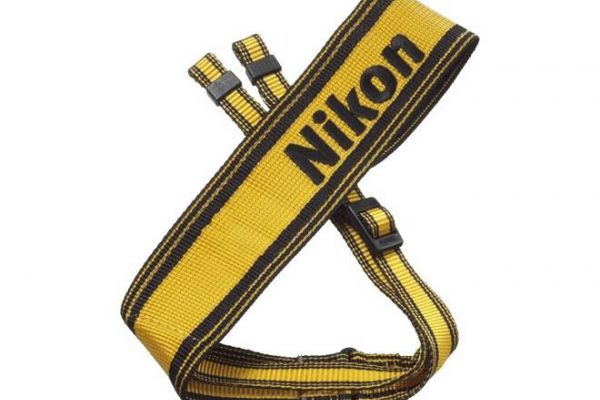 Original Nikon-Gurt