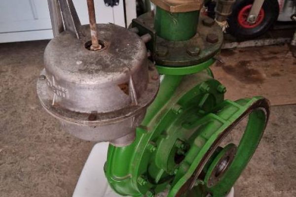 Motor mit Pumpe für 2-2,5 ha zu verkaufen