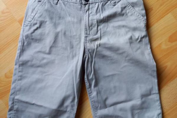 H&M Short  Größe 170 - hellgrau -  WIE NEU