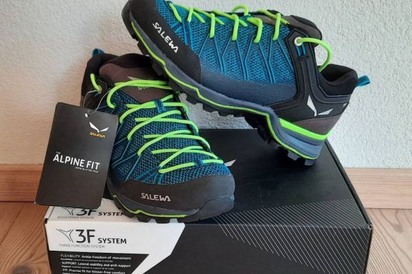 Bergschuhe Salewa, Größe 41 NEU
