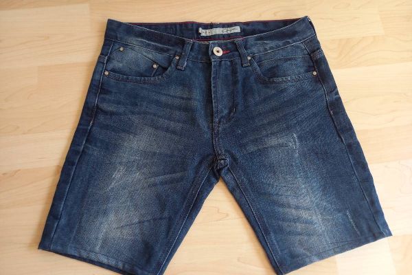 Claiton Jeans Short Gr 44, NEU