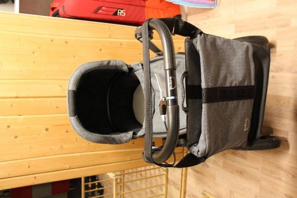 Kombi-Kinderwagen mit Sportaufsatz Teutonia BE YOU Elite grau