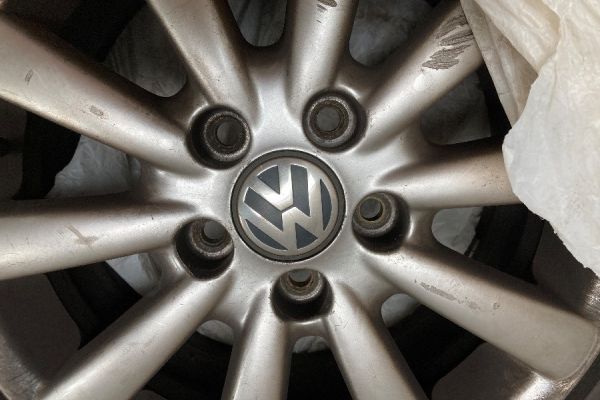 VW Sharan Reifen inkl. Felgen in gutem Zustand