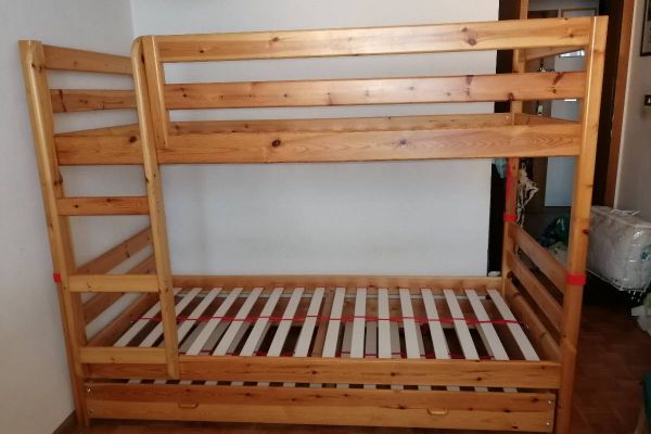 Etagenbett mit drittem ausziehbarem Bett von Flexa