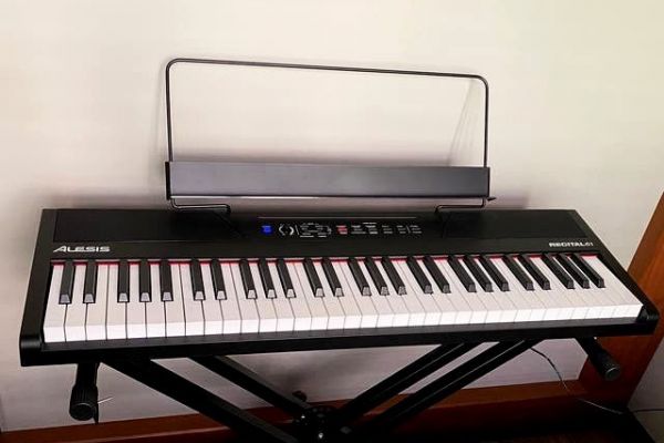 Alesis Recital 61 Digital Piano