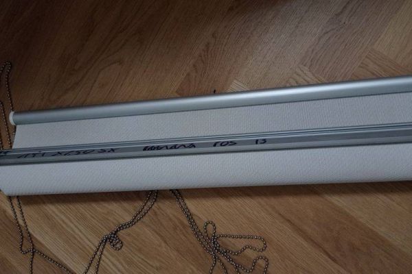 Große Rollos für Wand oder Deckenmontage