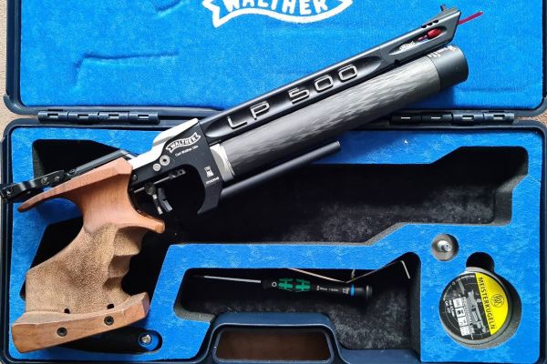 Freie Match Luftpistole Walther LP 500 Kal. 4.5