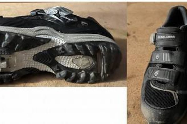 MTB Schuhe Pearl Izumi 44