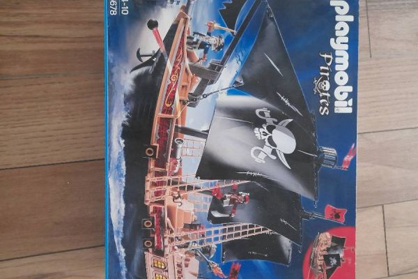 Playmobil Piratenschiff