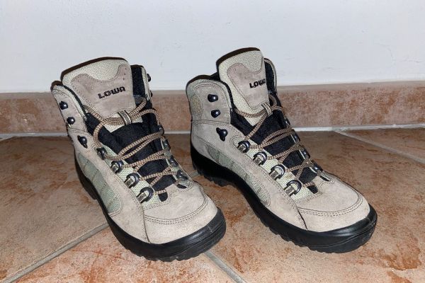 Bergschuhe Gr. 40 Lowa (Goretex)